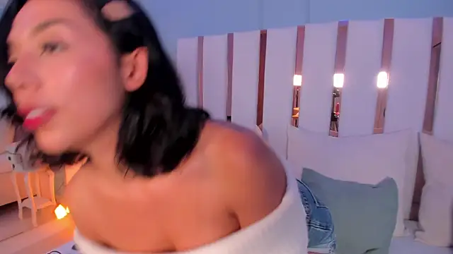 Snapshot of selene_phmoon chatting on October 5, 2025, 4:44 am selene phmoon online show from October 5, 2025, 4:44 am