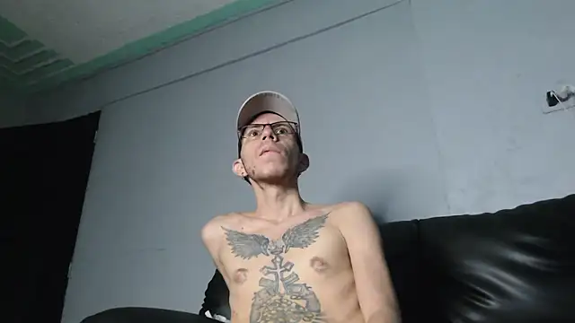 AlexandroRossi online show from October 30, 2025, 6:37 am