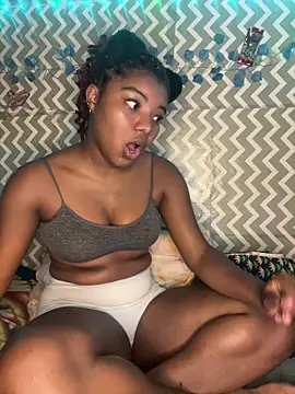 chocolatito-ho online show from October 28, 2025, 4:49 am