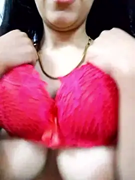 Snapshot of Princessa05 chatting on January 18, 2026, 12:09 pm Princessa05 online show from January 18, 2026, 12:09 pm