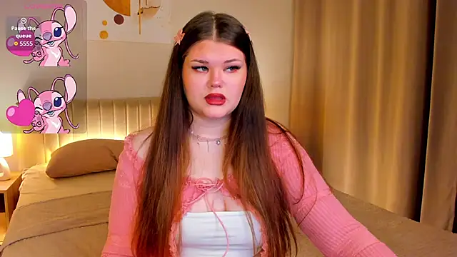 elle one online show from September 10, 2025, 3:39 am