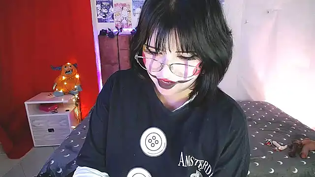 saragon1 online show from March 16, 2026, 7:18 pm