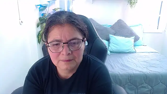 Snapshot of Linda_banks_ chatting on September 16, 2025, 7:48 pm Linda banks online show from September 16, 2025, 7:48 pm