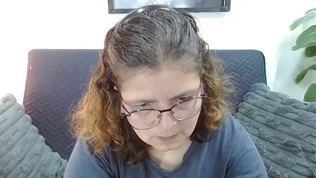 Snapshot of Linda_banks_ chatting on September 21, 2025, 1:18 am Linda banks online show from September 21, 2025, 1:18 am