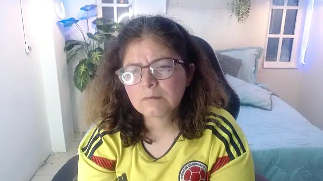 Snapshot of Linda_banks_ chatting on October 18, 2025, 8:53 pm Linda banks online show from October 18, 2025, 8:53 pm