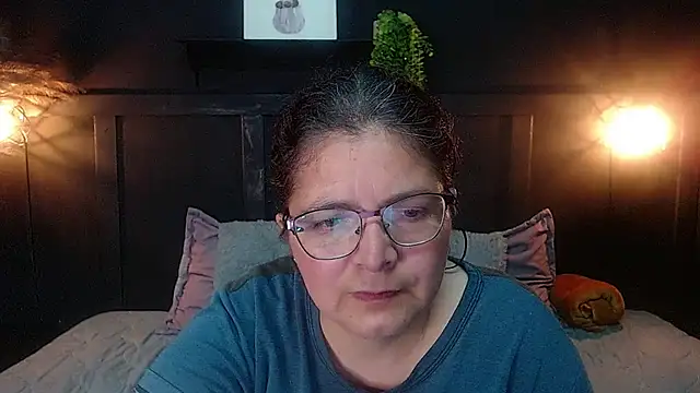 Snapshot of Linda_banks_ chatting on November 21, 2025, 11:47 pm Linda banks online show from November 21, 2025, 11:47 pm