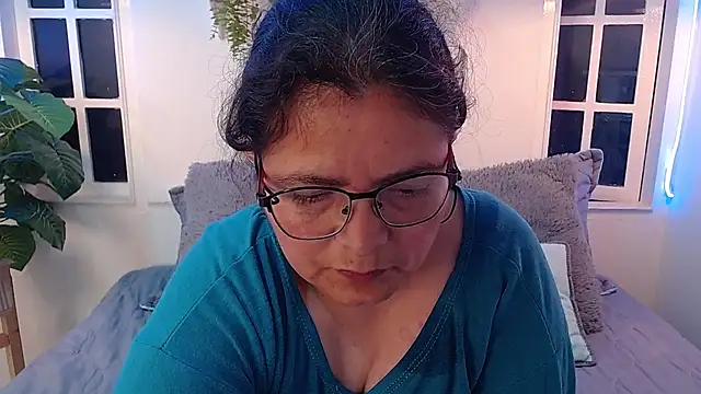 Snapshot of Linda_banks_ chatting on November 26, 2025, 9:43 am Linda banks online show from November 26, 2025, 9:43 am