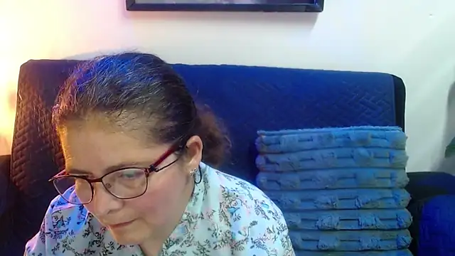 Snapshot of Linda_banks_ chatting on June 1, 2026, 12:12 am Linda banks online show from June 1, 2026, 12:12 am