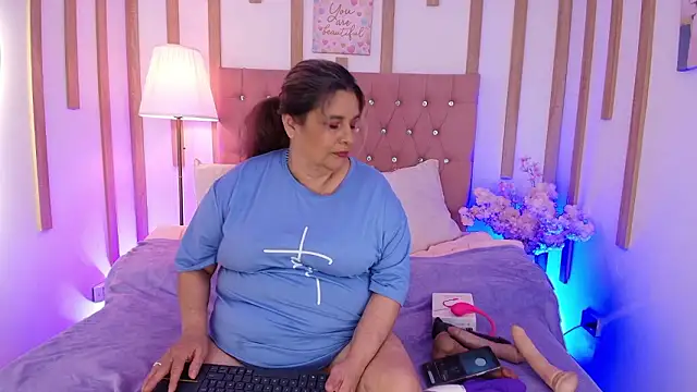 bonny wild online show from March 19, 2026, 8:35 pm