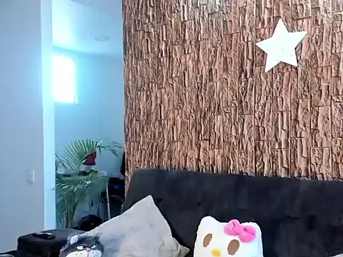 Snapshot of lia_rip01 chatting on October 7, 2025, 7:44 pm lia rip01 online show from October 7, 2025, 7:44 pm