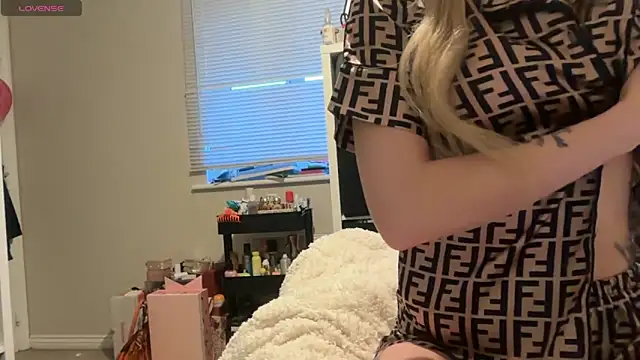 harleyblair online show from January 17, 2026, 4:22 pm