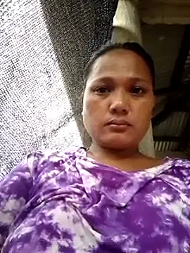 Snapshot of lady_helen00 chatting on November 23, 2025, 10:09 pm lady helen00 online show from November 23, 2025, 10:09 pm