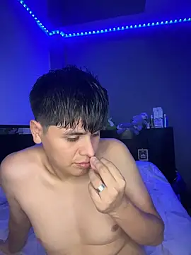 Kailertwink online show from March 25, 2026, 3:12 am