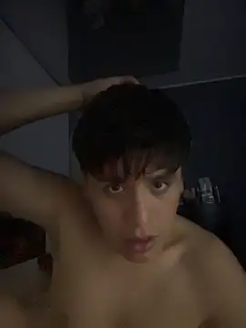 Kailertwink online show from April 3, 2026, 3:15 am