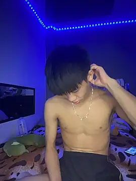 Snapshot of Kailertwink chatting on April 19, 2026, 11:07 pm Kailertwink online show from April 19, 2026, 11:07 pm