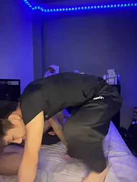 Snapshot of Kailertwink chatting on April 26, 2026, 3:15 am Kailertwink online show from April 26, 2026, 3:15 am