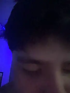 Snapshot of Kailertwink chatting on May 5, 2026, 3:36 am Kailertwink online show from May 5, 2026, 3:36 am