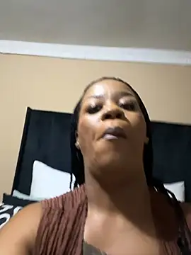 THICKBUNNYCHICKxxx online show from February 22, 2026, 7:23 pm