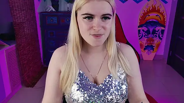 Snapshot of Stef_Nicks chatting on November 7, 2025, 9:09 am Stef Nicks online show from November 7, 2025, 9:09 am