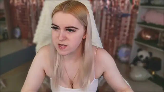 Stef Nicks online show from February 13, 2026, 9:05 am