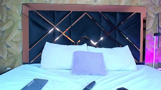 Snapshot of AliciaJerez1 chatting on November 9, 2025, 4:44 am AliciaJerez1 online show from November 9, 2025, 4:44 am