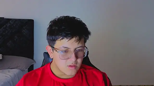 Snapshot of Ryan_Doretti chatting on October 6, 2025, 7:22 pm Ryan Doretti online show from October 6, 2025, 7:22 pm