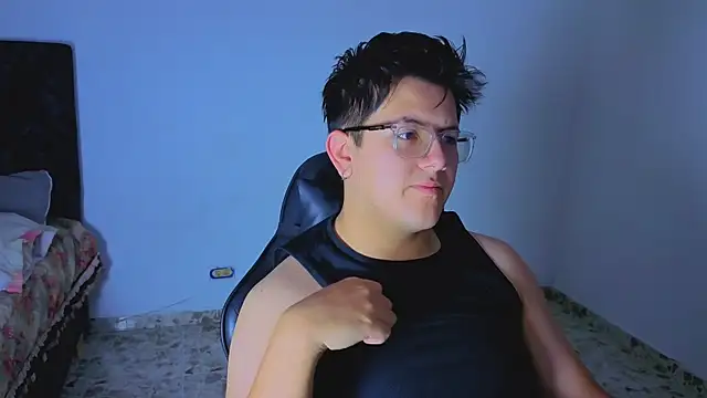 Snapshot of Ryan_Doretti chatting on October 9, 2025, 9:40 am Ryan Doretti online show from October 9, 2025, 9:40 am