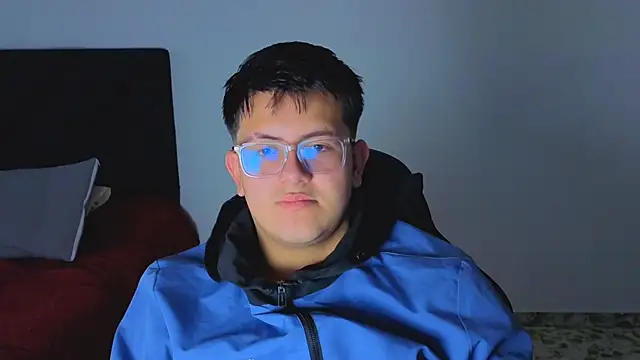 Snapshot of Ryan_Doretti chatting on October 12, 2025, 11:31 am Ryan Doretti online show from October 12, 2025, 11:31 am