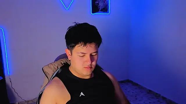 Snapshot of Ryan_Doretti chatting on November 6, 2025, 12:17 pm Ryan Doretti online show from November 6, 2025, 12:17 pm