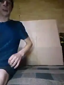 N i k o l a u online show from March 19, 2026, 1:59 pm