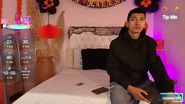 AmelieAndAce online show from November 1, 2025, 12:51 pm