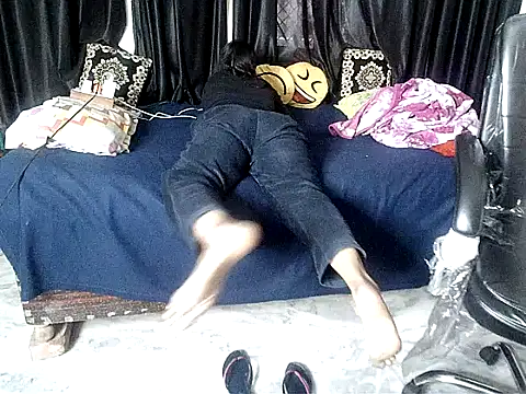 Anaconda-Mall online show from November 25, 2025, 3:50 am