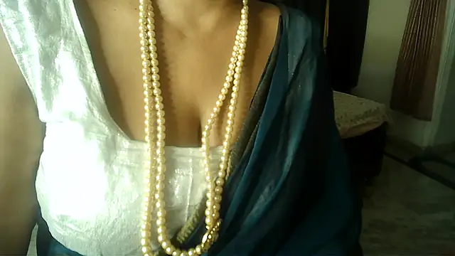 Anaconda-Mall online show from May 7, 2026, 5:29 pm