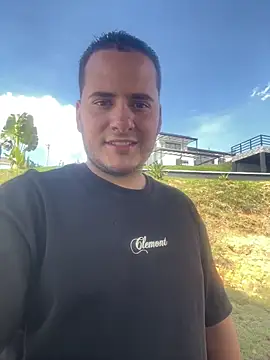 Snapshot of Pablo_EscobarGomez chatting on December 18, 2025, 6:14 pm Pablo EscobarGomez online show from December 18, 2025, 6:14 pm