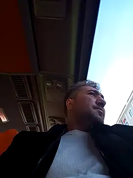 Snapshot of mert0359 chatting on November 27, 2025, 12:29 pm mert0359 online show from November 27, 2025, 12:29 pm