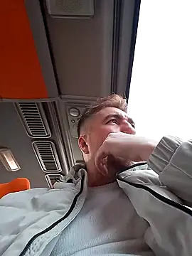 Snapshot of mert0359 chatting on December 20, 2025, 1:18 pm mert0359 online show from December 20, 2025, 1:18 pm