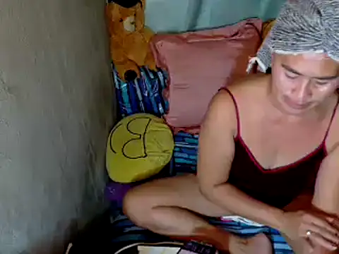 Snapshot of xxloveheart chatting on October 20, 2025, 4:46 am xxloveheart online show from October 20, 2025, 4:46 am