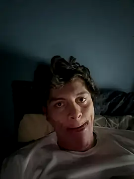 Snapshot of AmMadness chatting on November 22, 2025, 9:47 pm AmMadness online show from November 22, 2025, 9:47 pm