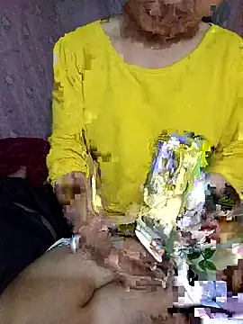 Snapshot of TinTin321 chatting on February 16, 2026, 9:05 am TinTin321 online show from February 16, 2026, 9:05 am