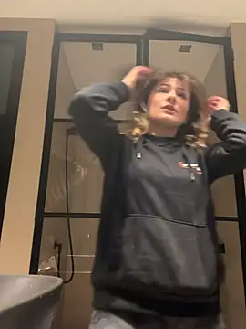 IsabellaEtha online show from February 14, 2026, 12:46 pm