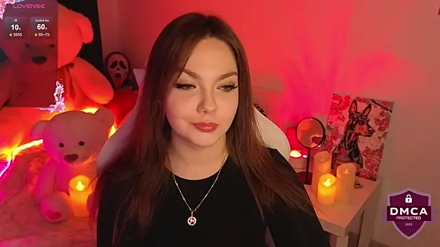 Snapshot of ApheliaDream_ chatting on October 20, 2025, 2:39 pm ApheliaDream online show from October 20, 2025, 2:39 pm