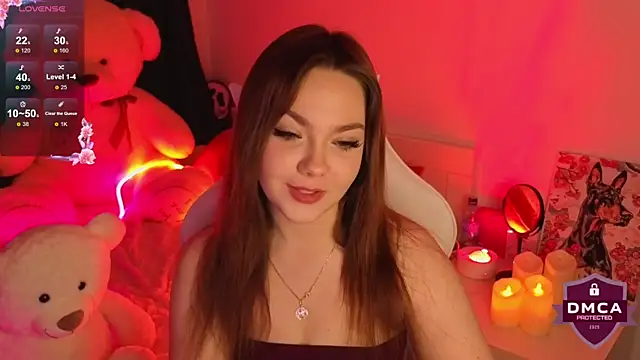 Snapshot of ApheliaDream_ chatting on October 24, 2025, 2:35 pm ApheliaDream online show from October 24, 2025, 2:35 pm