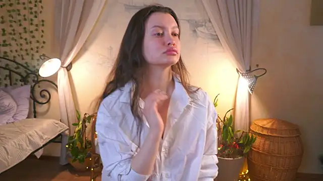 EvaDowe online show from February 24, 2026, 3:37 am