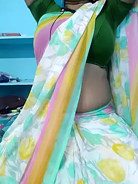 Snapshot of yelmaji91 chatting on October 24, 2025, 4:42 am yelmaji91 online show from October 24, 2025, 4:42 am