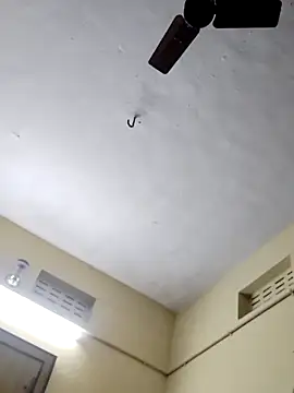 Snapshot of yelmaji91 chatting on November 28, 2025, 3:09 am yelmaji91 online show from November 28, 2025, 3:09 am