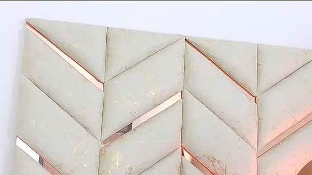 Snapshot of AlanaDoll chatting on September 30, 2025, 3:06 pm AlanaDoll online show from September 30, 2025, 3:06 pm