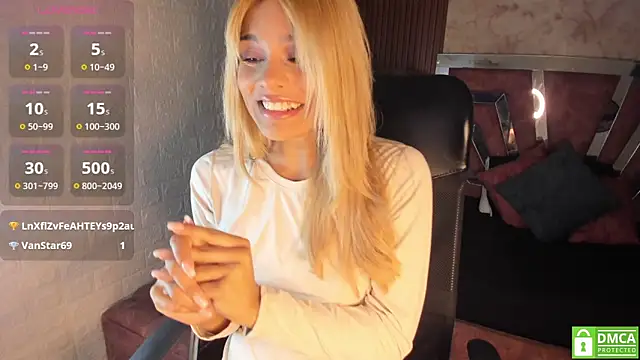 hot cupid01 online show from March 27, 2026, 10:59 am