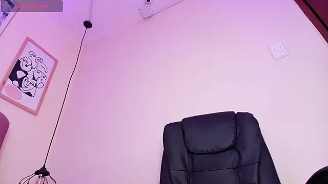 Snapshot of Tamygh_ chatting on October 9, 2025, 11:41 am Tamygh online show from October 9, 2025, 11:41 am