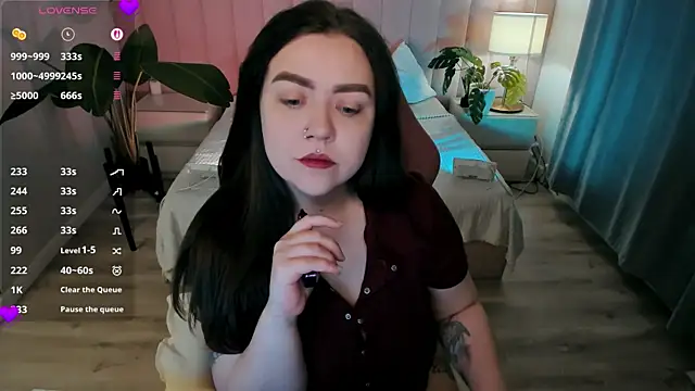 ashton heidii online show from April 6, 2026, 12:19 am