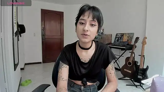 atenea dragon   online show from June 3, 2026, 9:20 pm